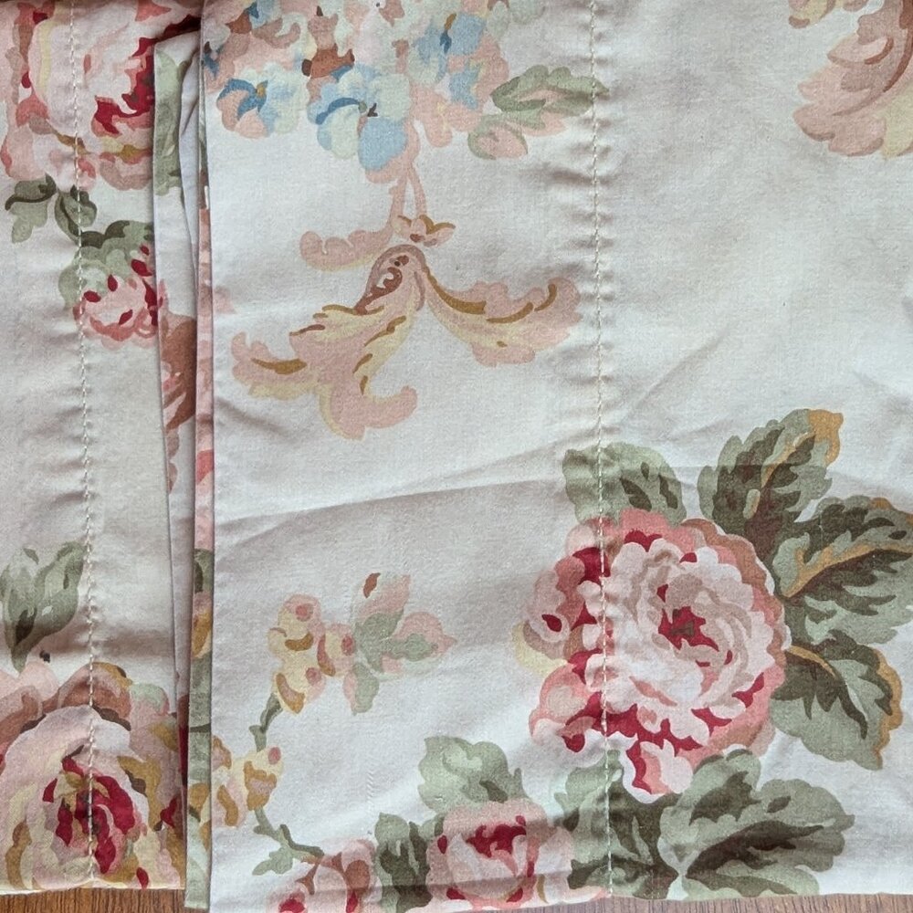 2 Ralph Lauren Vintage floral standard pillow cases soft cotton sateen.
